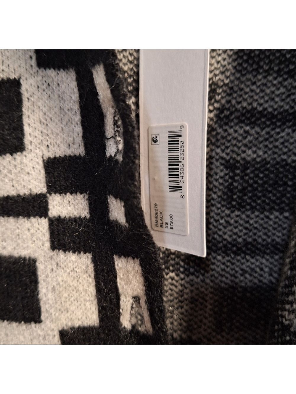 Steve Madden Black and White Checkered Cardigan XS NWT - Picture 3 of 9